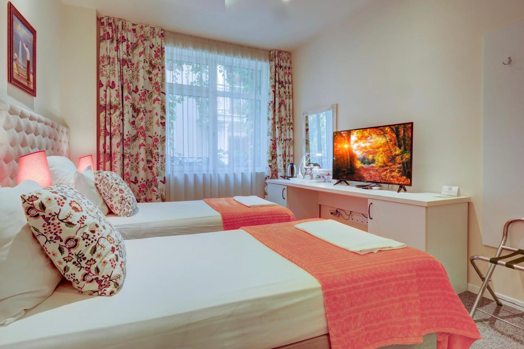 City Boutique Inn Varna Extérieur photo