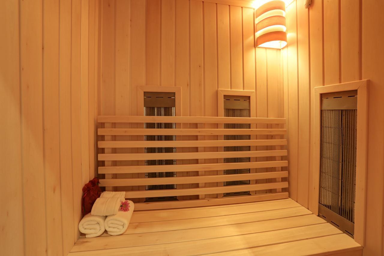 City Boutique Inn Varna Extérieur photo