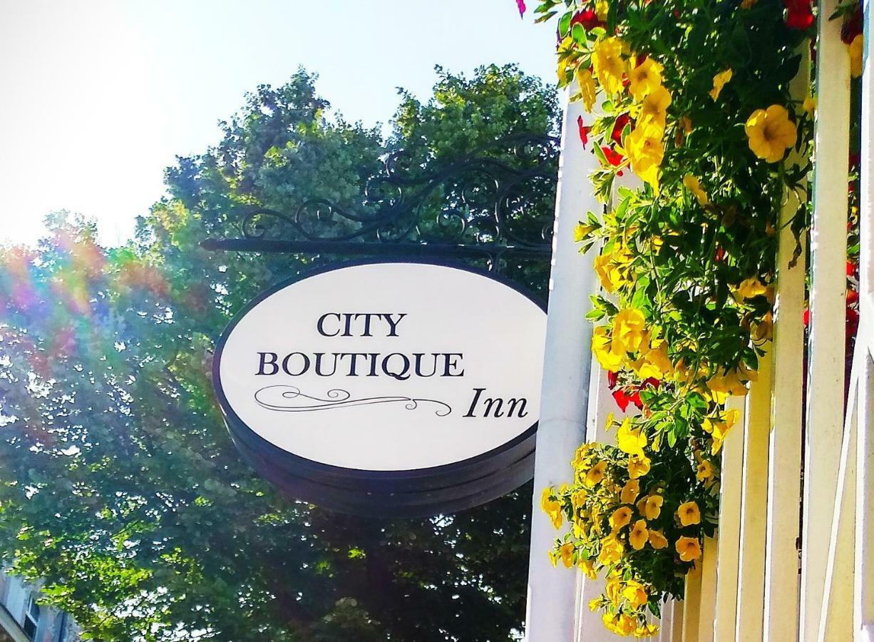 City Boutique Inn Varna Extérieur photo